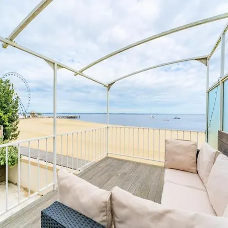 Apartamento Sumptuous With Beach Access