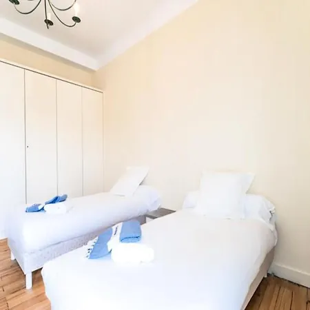 Apartamento Sumptuous With Beach Access