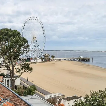 Sumptuous With Beach Access *